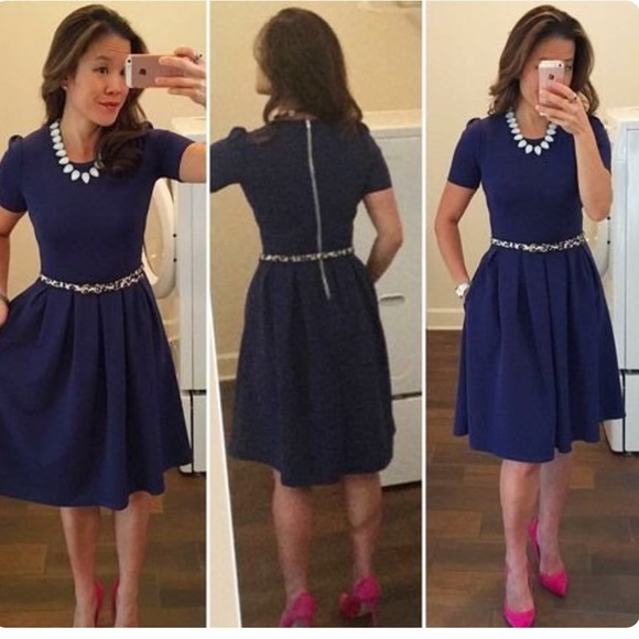 LuLaRoe Amelia Solid Navy Blue πππΌββοΈ - Picture 1 of 1